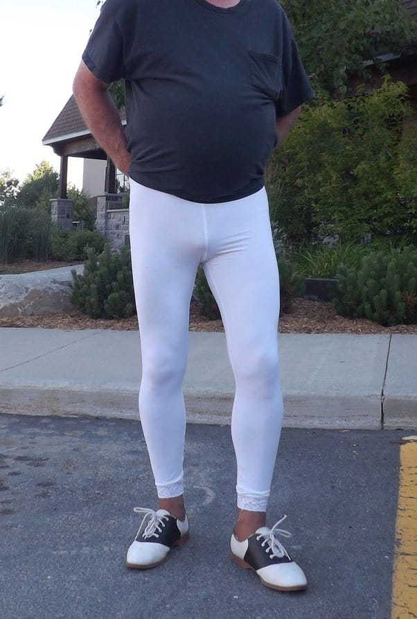 Customer photo review of Solid White Leggings