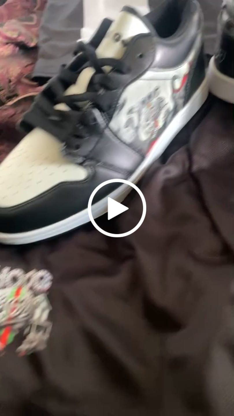 Customer video review of Company christmas gifts, Memorable Employee Gifts Customized Back to School Sneakers, Breathable Fashion Sneakers, Personalized Basketball Shoes, AJ4-23020053