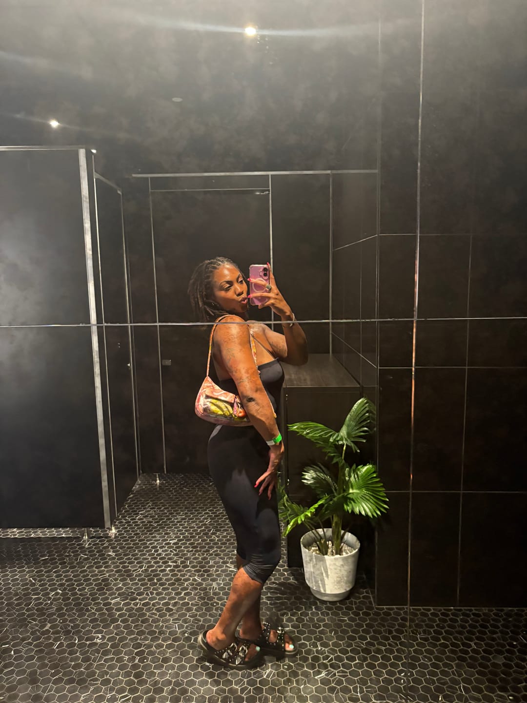 Customer photo review of DANIE CAPRI