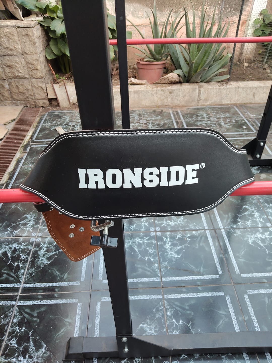 Customer photo review of Cinturón de Levantamiento de Pesas IRONSIDE