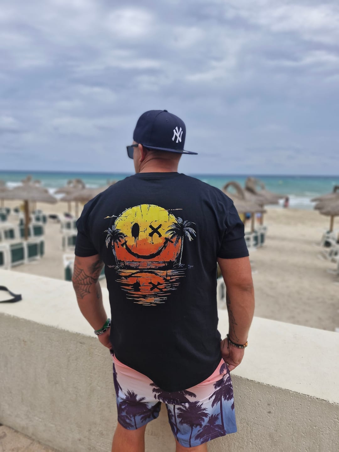 Customer photo review of Smiley Sea T-Shirt