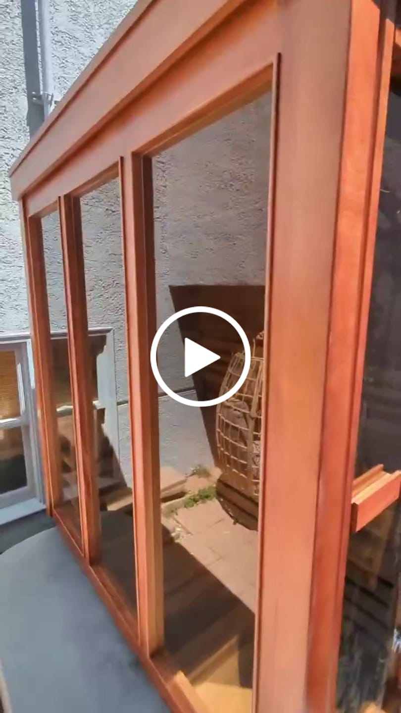 Customer video review of SAUNASNET® Modern Outdoor Box Sauna Square 04