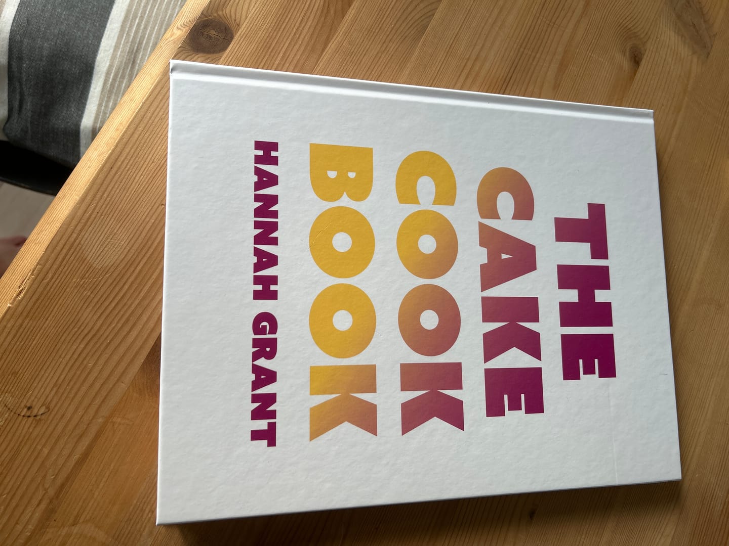 Customer photo review of The Cake Cookbook (Dansk)