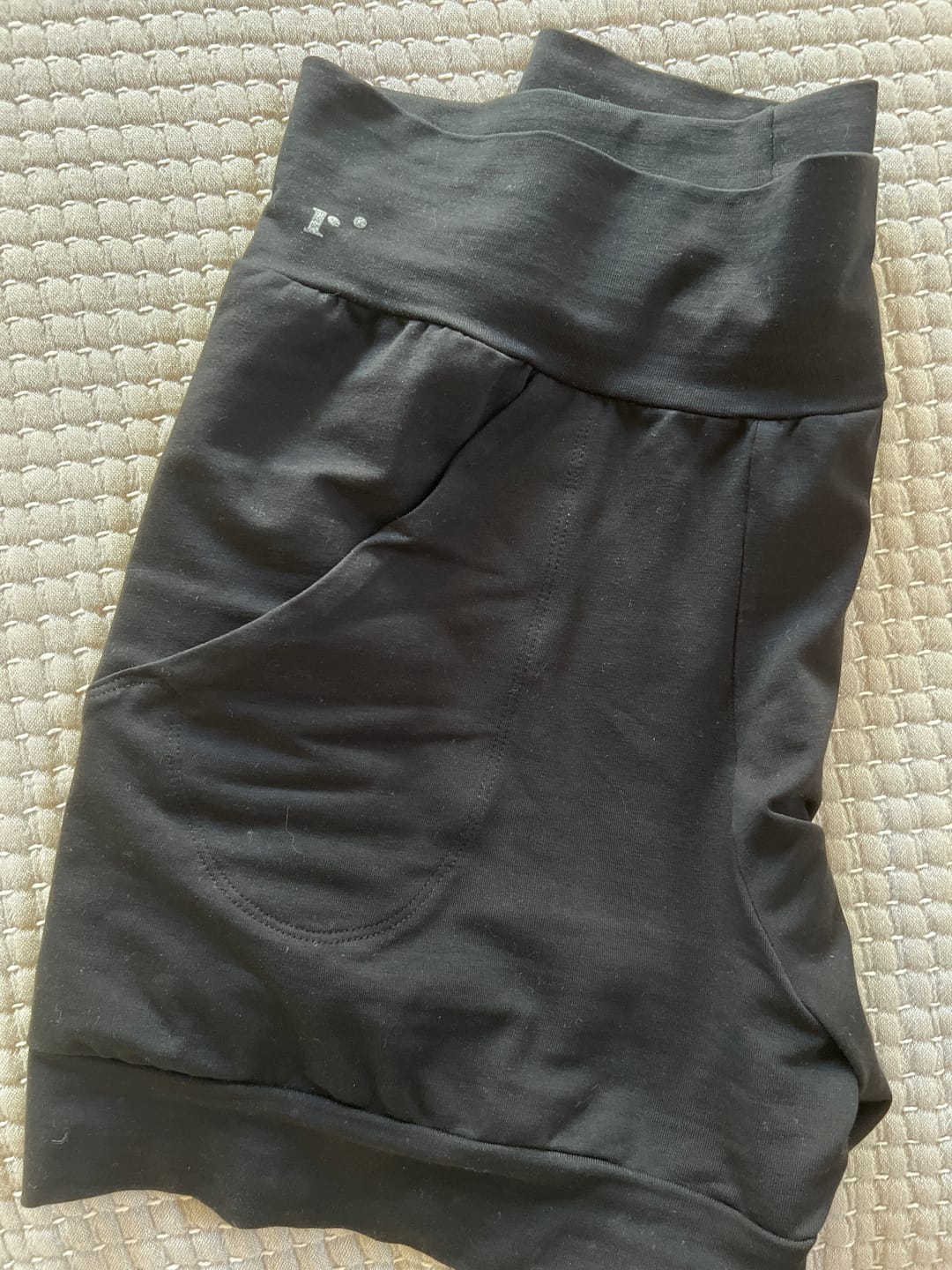 Customer photo review of Organic Cotton Slouchy Shorts
