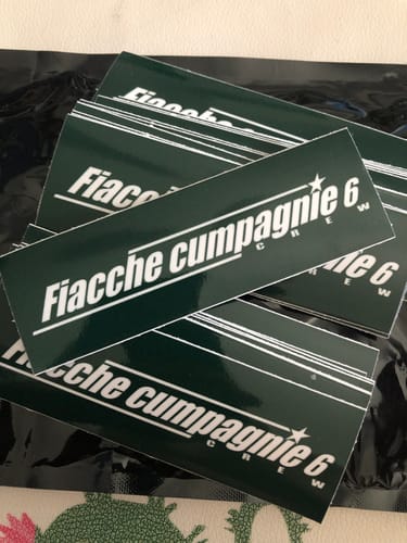 Customer photo review of Sticker Vinile Classico