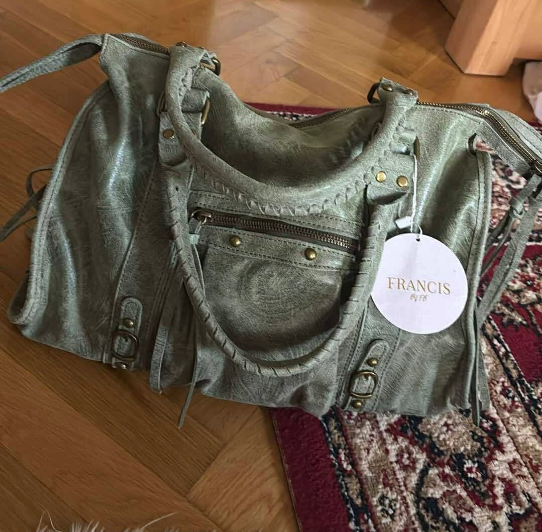 Customer photo review of It girl bag matcha