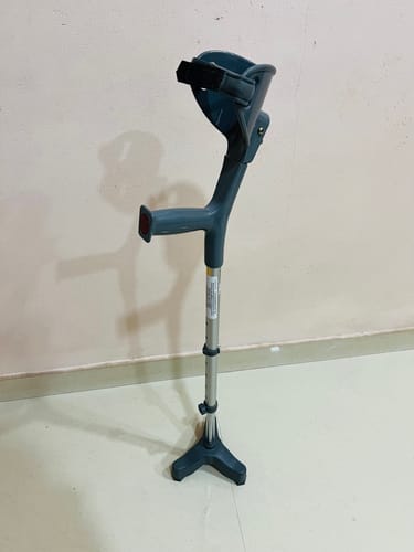 Customer photo review of Astra Max Elbow Crutch Tripod Base With Height Adjustable & Movable Elbow Support, Light Weight (1 Piece) (Grey)
