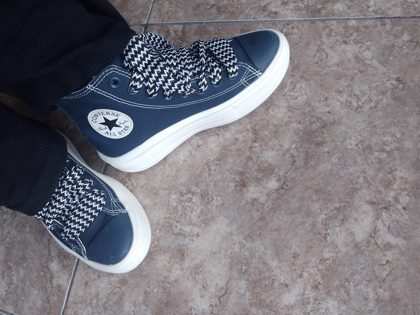Customer photo review of Zapatillas Converse Chuck Taylor Move Hi Platform Azul Blanco