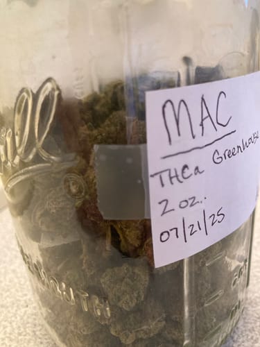 Customer photo review of 1oz Greenhouse Smalls