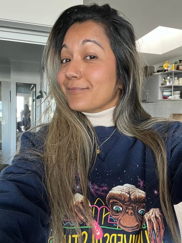 Customer photo review of Vintage Universal Studios Florida Sweatshirt (M)
