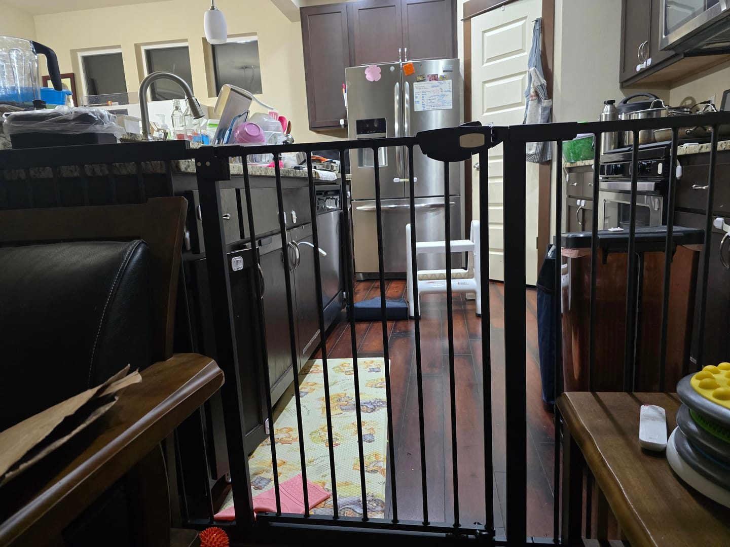 Customer photo review of FairyBaby 30"/ 36.6" Tall Safety Gate, with Dual-Direction Swing and One-Way Setting Control
