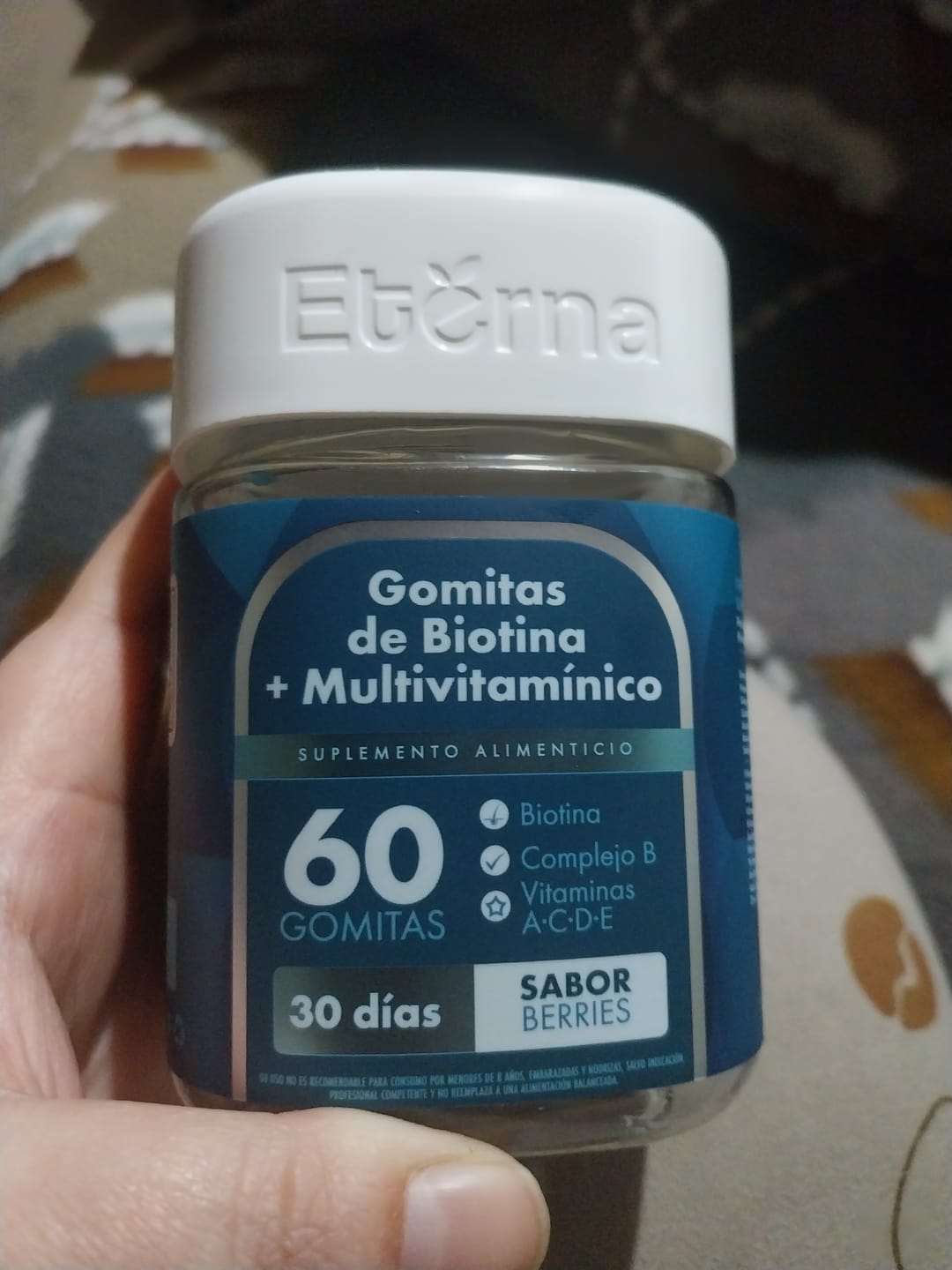 Customer photo review of Gomitas de Biotina y Multivitamínico | Suscripción