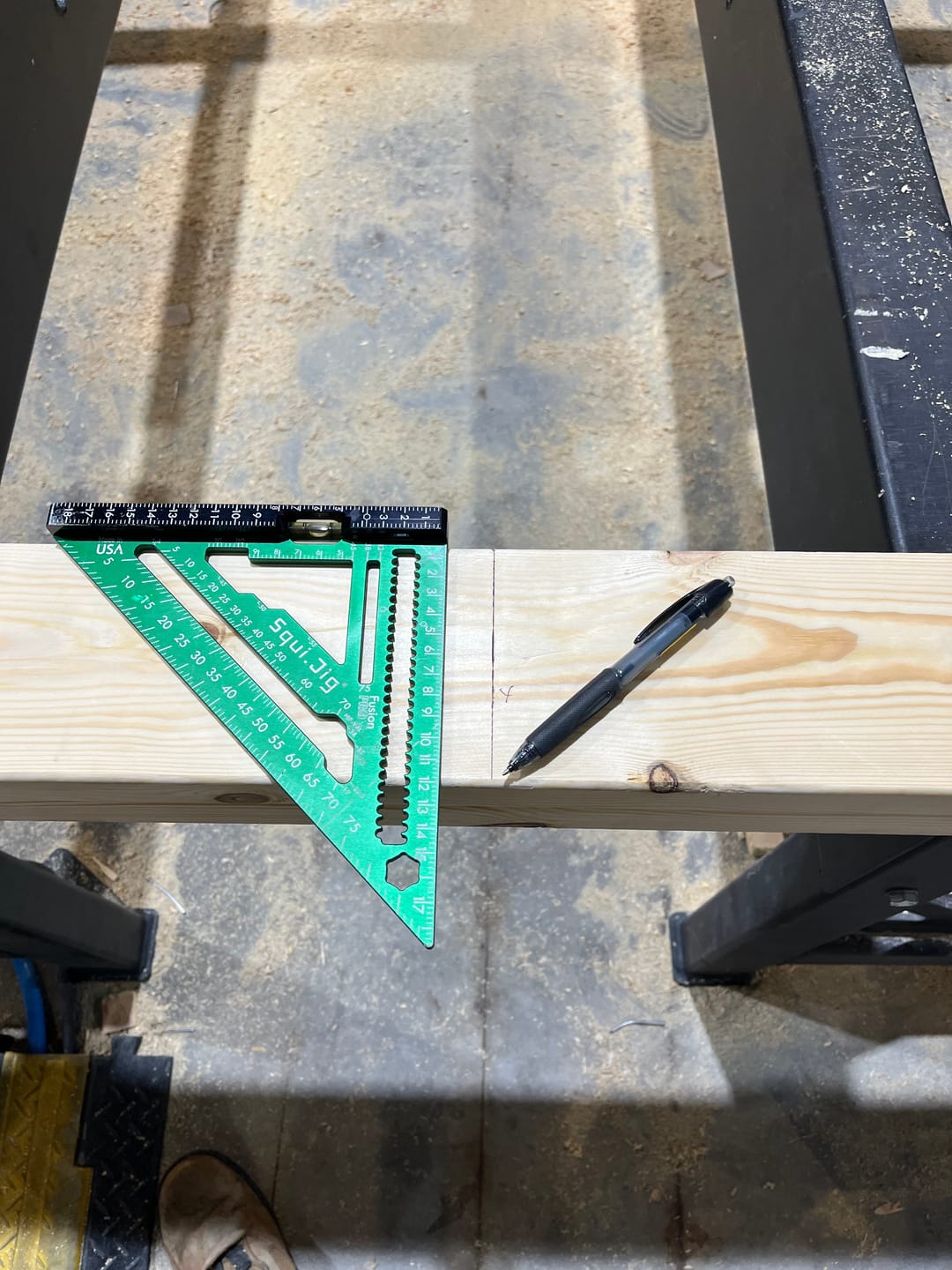 Customer photo review of SquiJig | Fusion PRO 7.5 Inch Rafter square