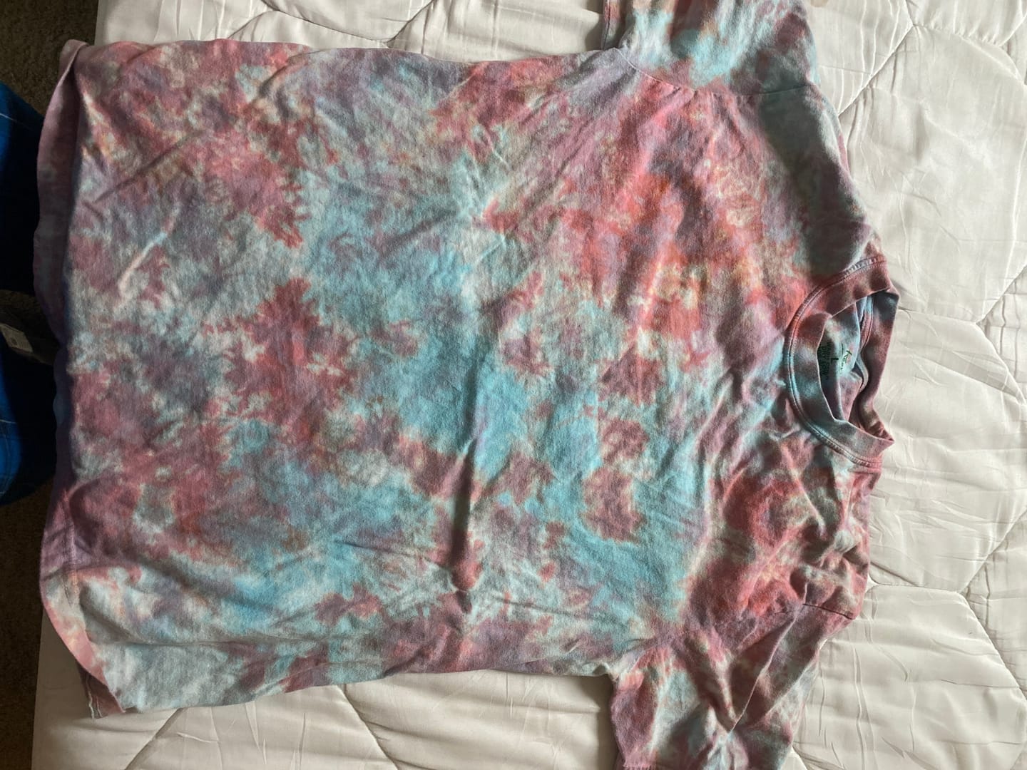Customer photo review of CRYSTAL DYED T-SHIRT Sno Cone