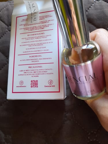 Customer photo review of M163 Inspirado en: Baccarat Rouge 540 - Maison Francis Kurkdjian