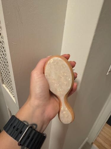 Customer photo review of Mini hair brush