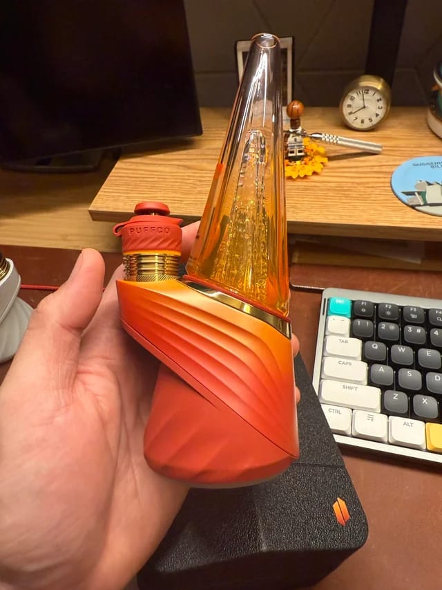 Customer photo review of Puffco Peak Pro- Now with 3D XL 20% OFF Sale