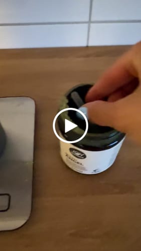 Customer video review of Bio Vegan-Greens Protein- grüne Kraft - 600g