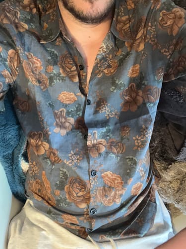 Customer photo review of Chemise à manches courtes de vacances d'été bleu vintage à fleurs rétro pour hommes