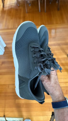 Customer photo review of HF Stride – Hands-Off & Ergonomic Barefoot Shoes