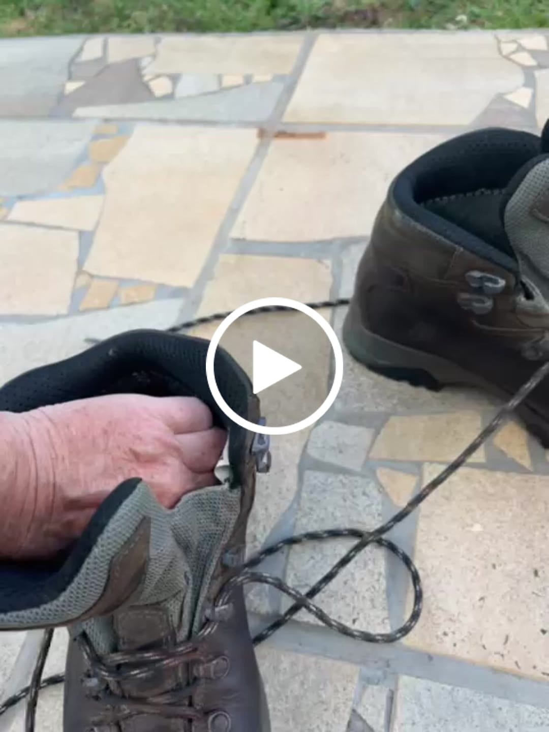 Customer video review of Feetz®  The Red one