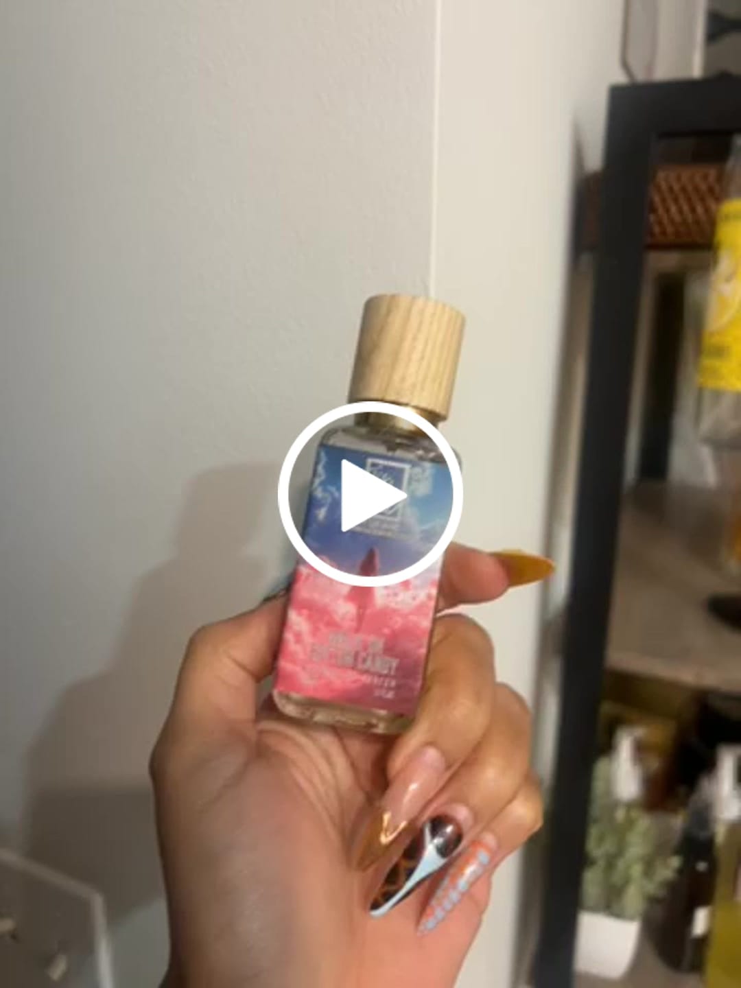 Customer video review of Walk On Cotton Candy