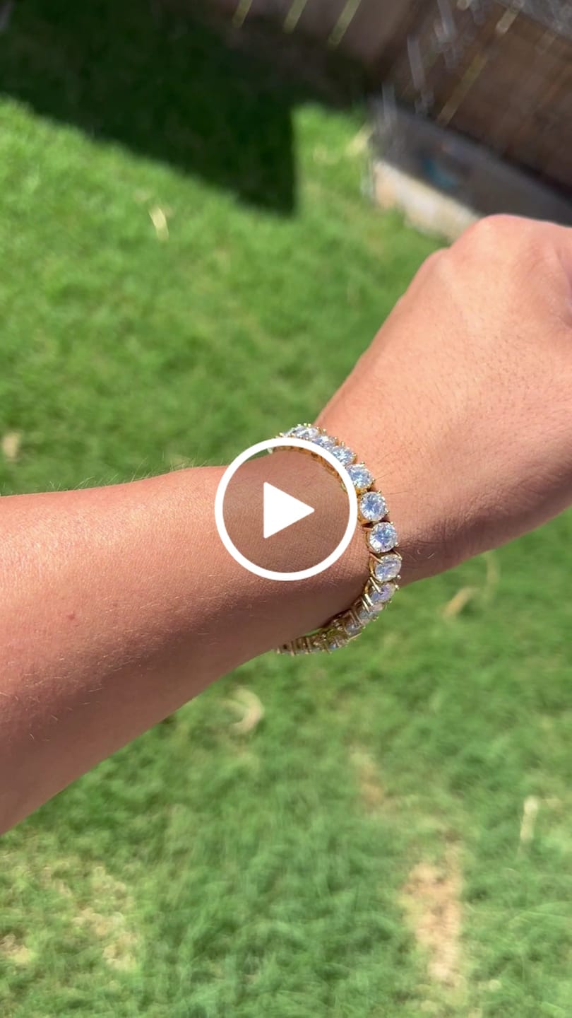 Customer video review of Moissanite Tennis Bracelet 14K Gold (ALL SIZES)