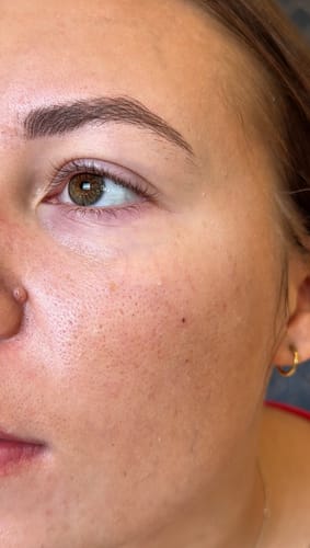 Customer photo review of Peptide Tubing Mascara