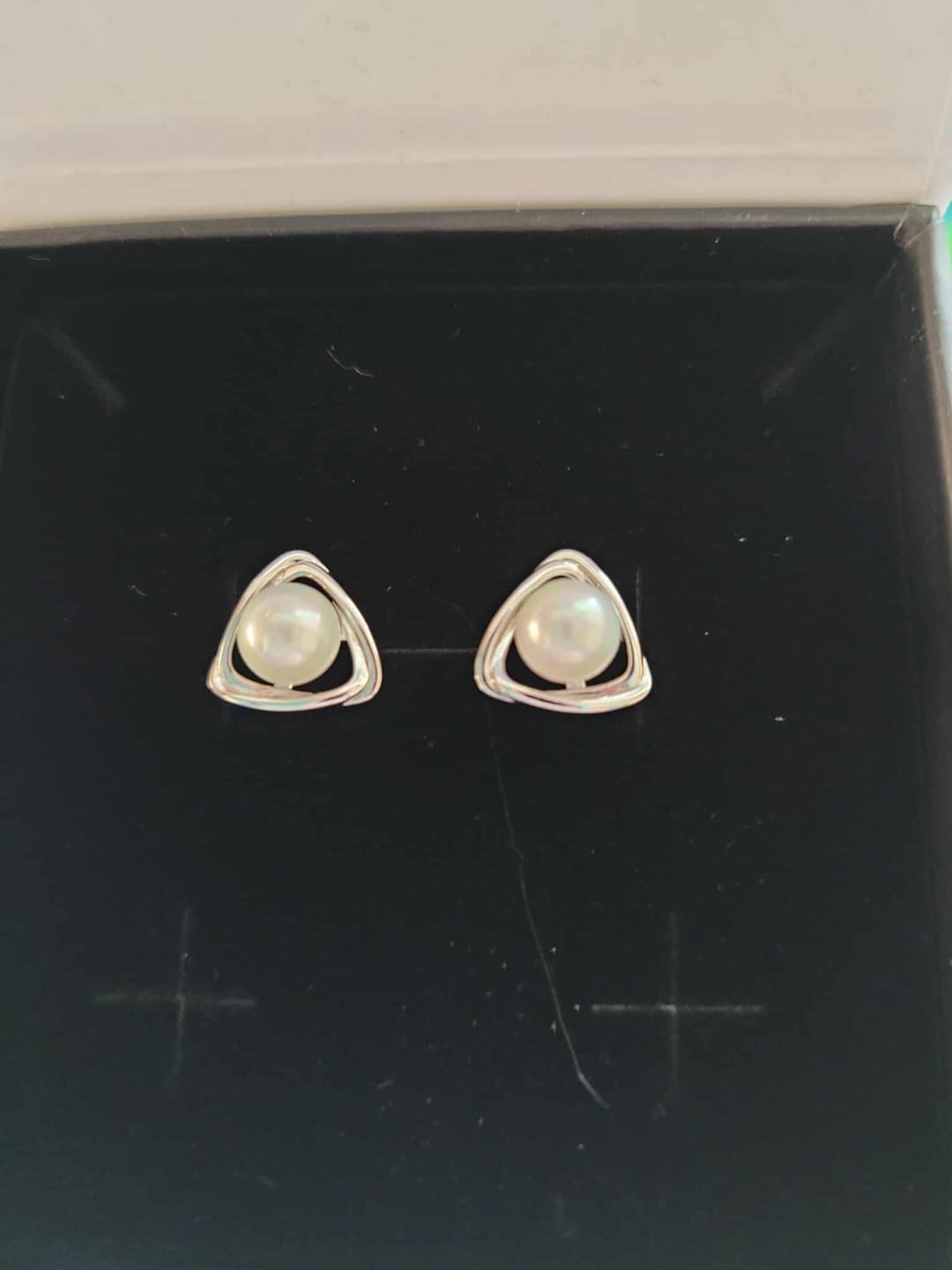 Customer photo review of Winnie 18k White Gold Plated Pearl Stud Earrings