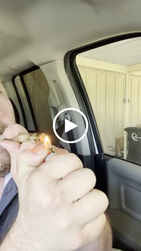 Customer video review of Twisty™ Glass Slim Tubes (2)
