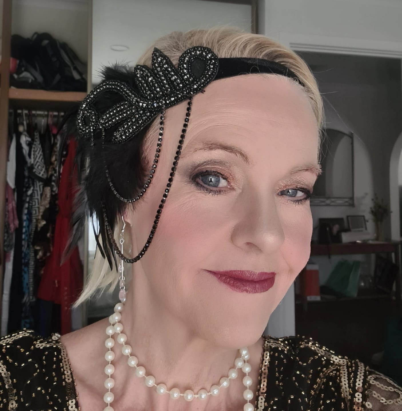 Customer photo review of 1920s Black Swirl Flapper Headpiece