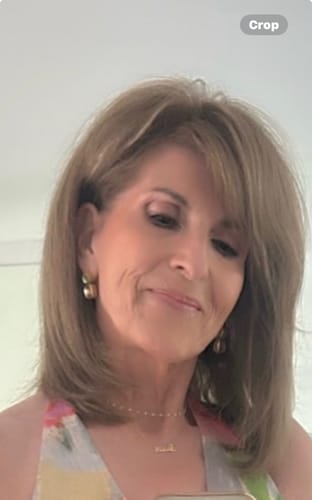 Customer photo review of Lipstick Farrah - Limited Edition