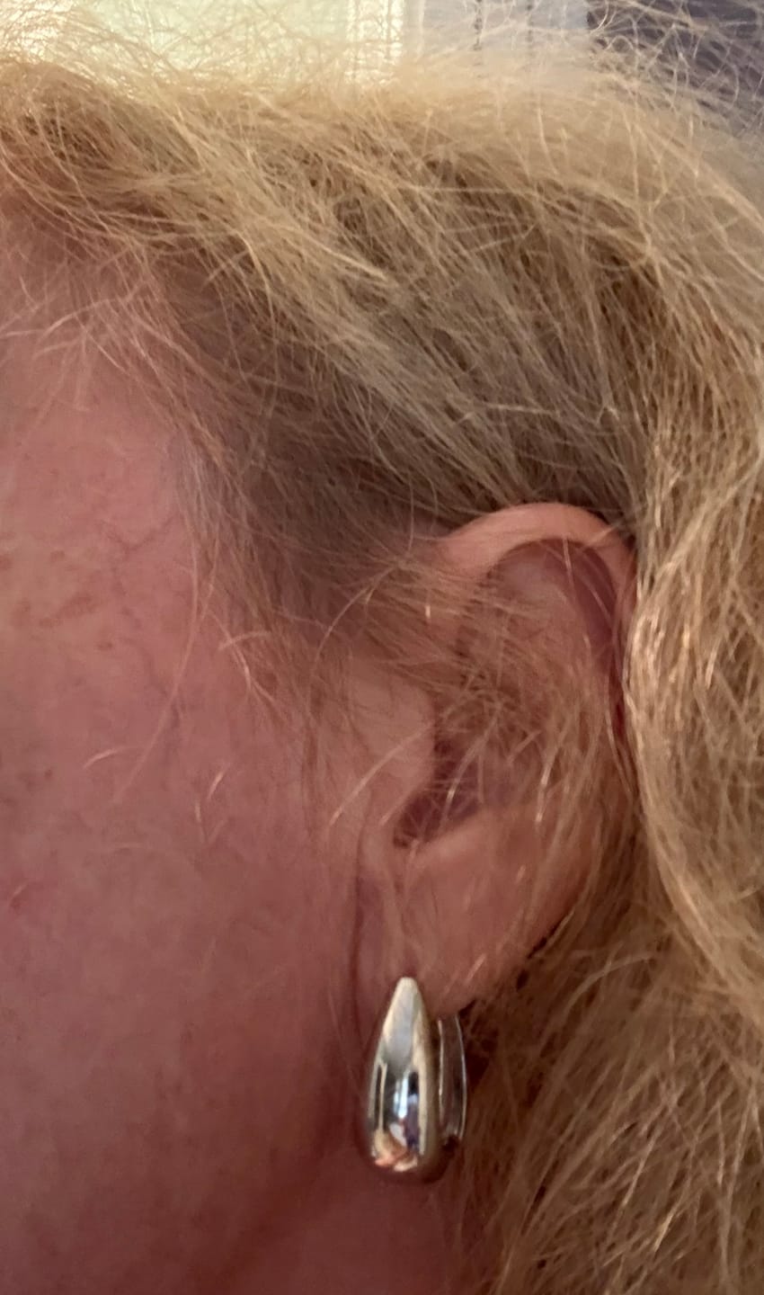 Customer photo review of Salma 18k White Gold Plated 15mm Chunky U-Shaped Hoop Earrings