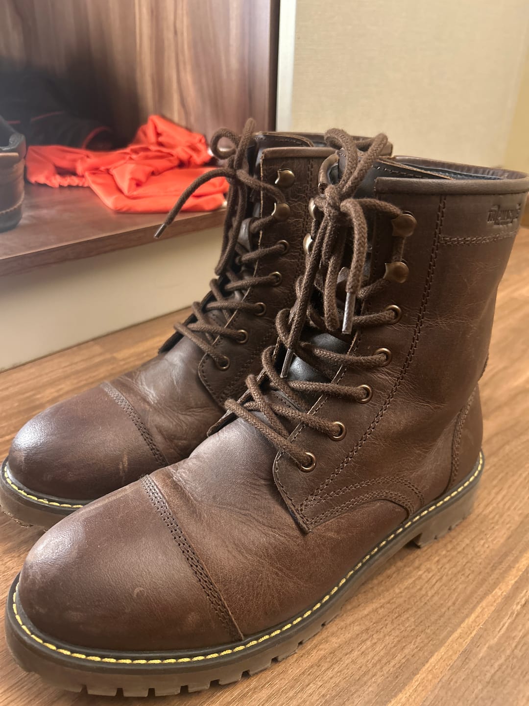Customer photo review of boots brute mocha