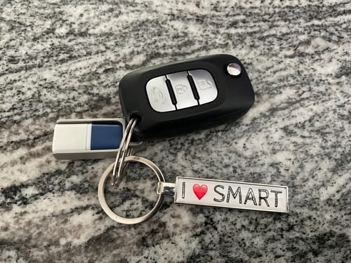 Customer photo review of Österreich Kennzeichen Schlüsselanhänger Mini Nummernschild Metall