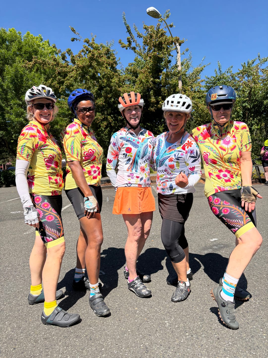 Customer photo review of Wildflower Ride | Women's Short Sleeve Cycling Jersey
