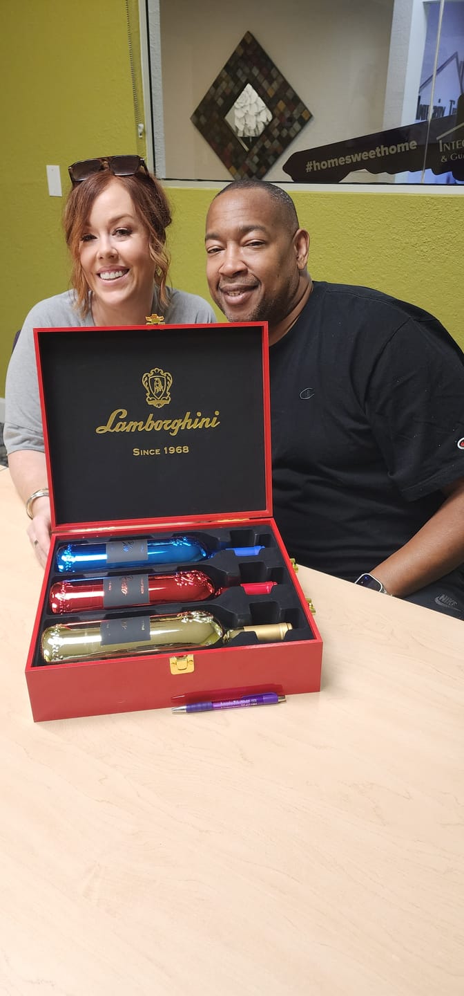 Customer photo review of Lamborghini LUXE Red Collection with Gift Set