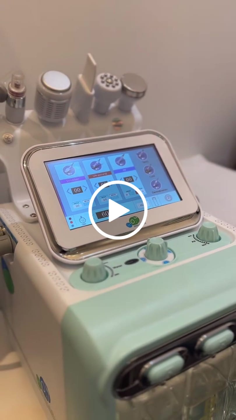 Customer video review of 4th Gen Hydro Dermabrasion Facial Machine 6 in 1