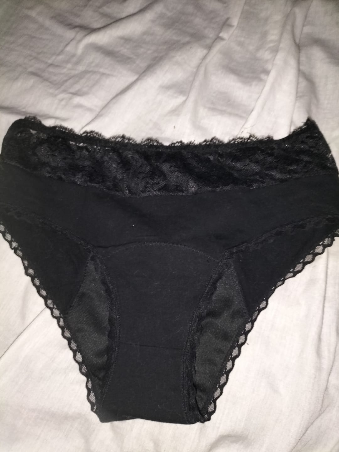 Customer photo review of Culotte Menstruelle Chloé (taille haute)