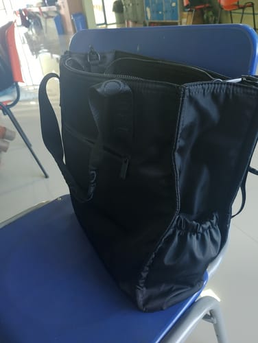 Reseña con foto de un cliente sobre Cartera De Hombro Para Notebook