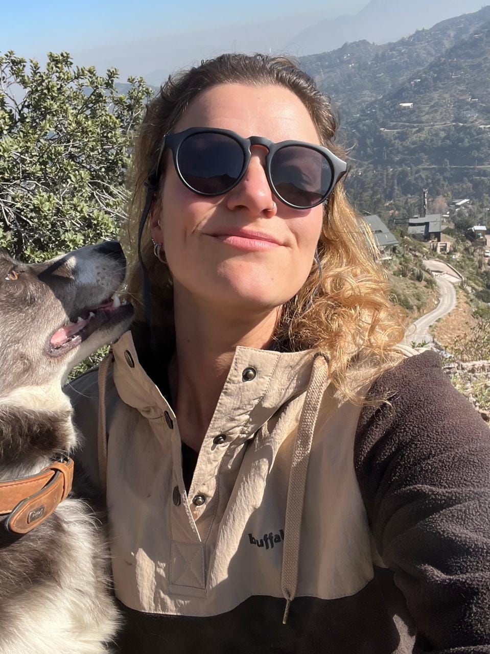 Customer photo review of Poleron Acuta Mujer
