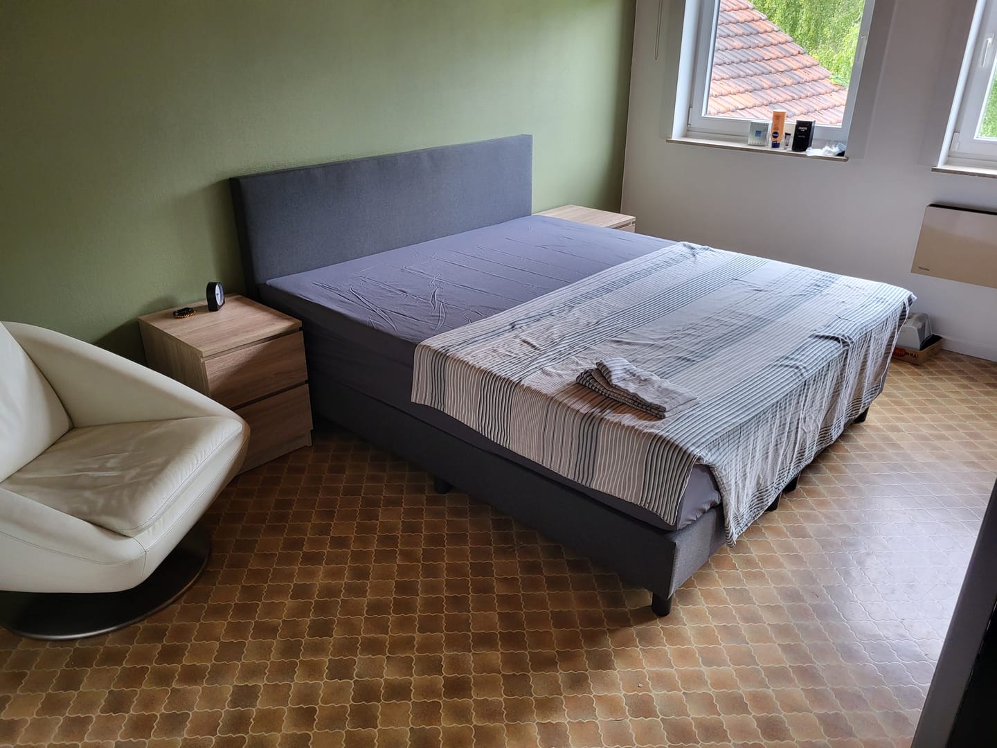 Customer photo review of Boxspring Miracle