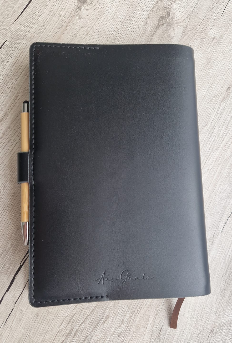 Customer photo review of Bibelhülle "Basic+" · echtes Leder · Individuelle Größen · handmade Bibelhülle nach Maß · optionale Gravur