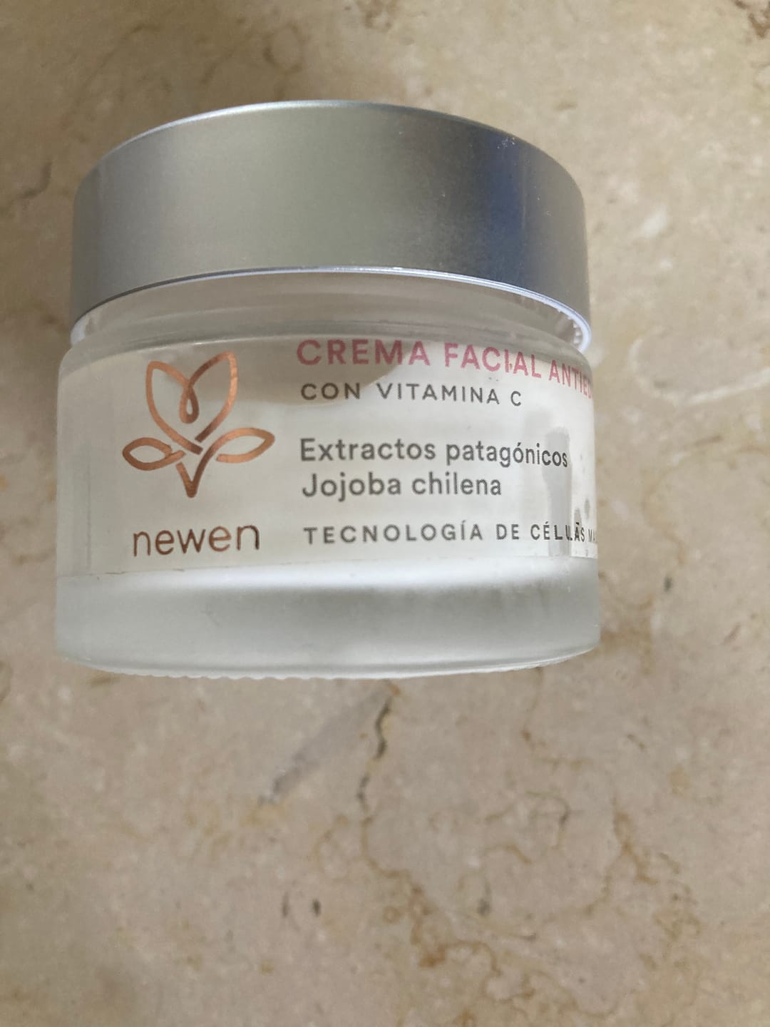 Customer photo review of Crema Facial Antiedad Intensiva Células Madres
