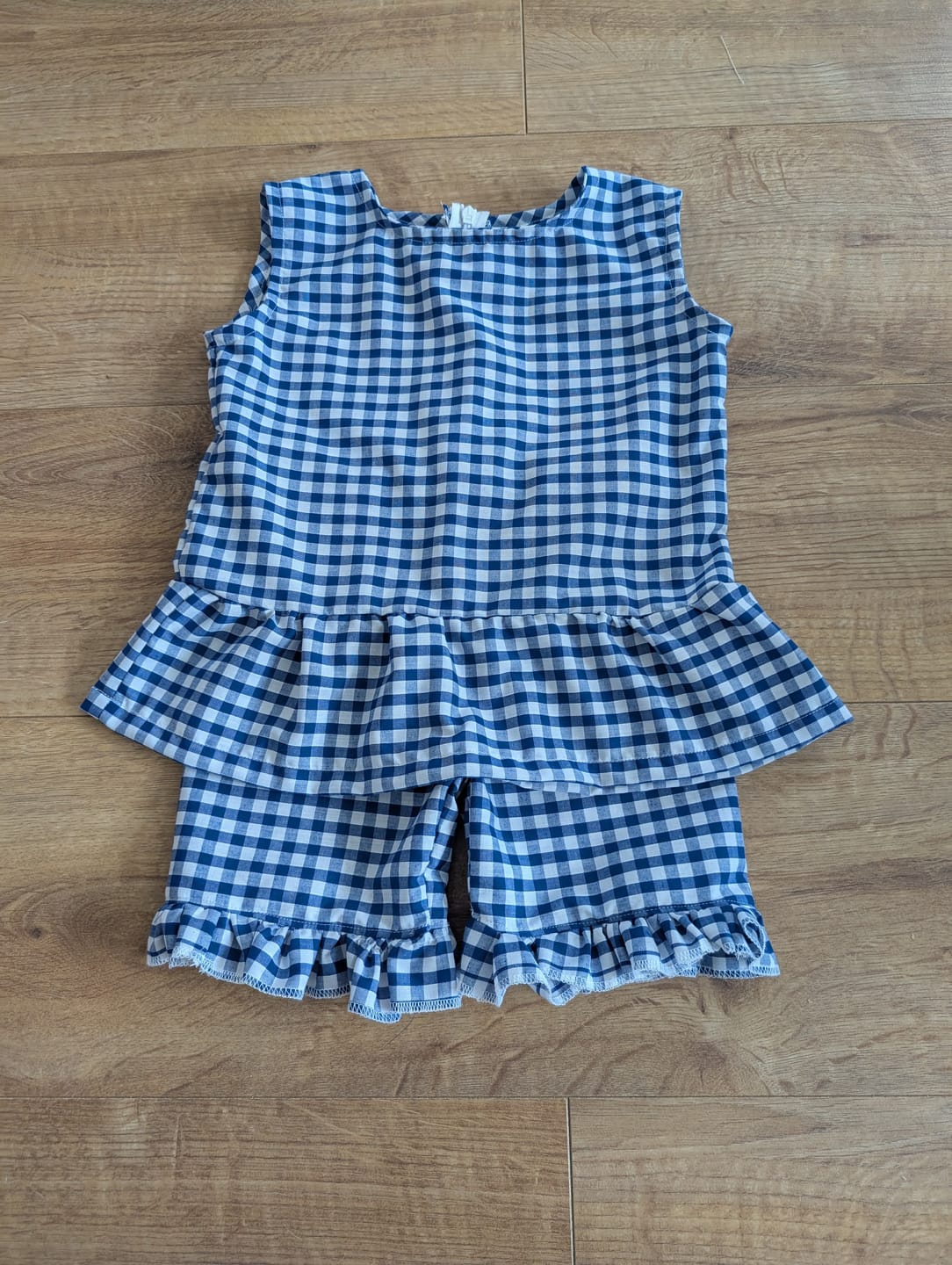 Customer photo review of 1/4 inch Gingham Polycotton Fabric