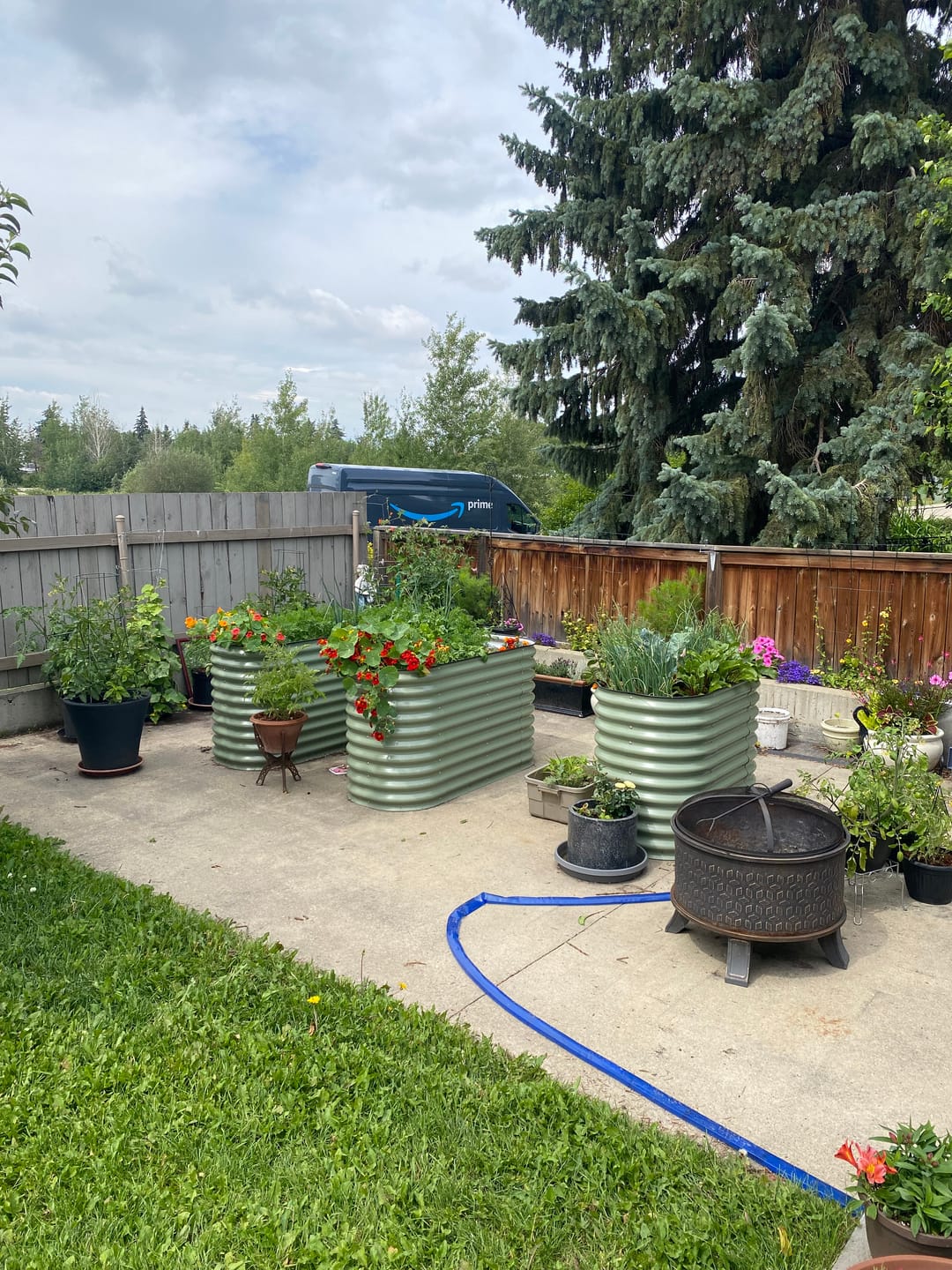 Customer photo review of 32" Tall U-Shape