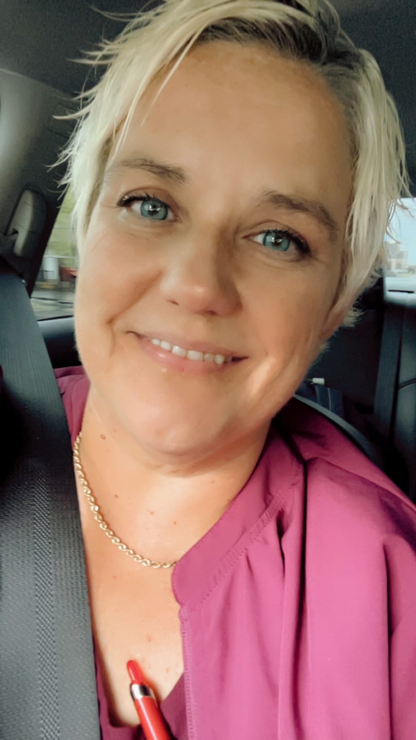 Customer photo review of Perla Blue Prescription Colored Contact Lenses