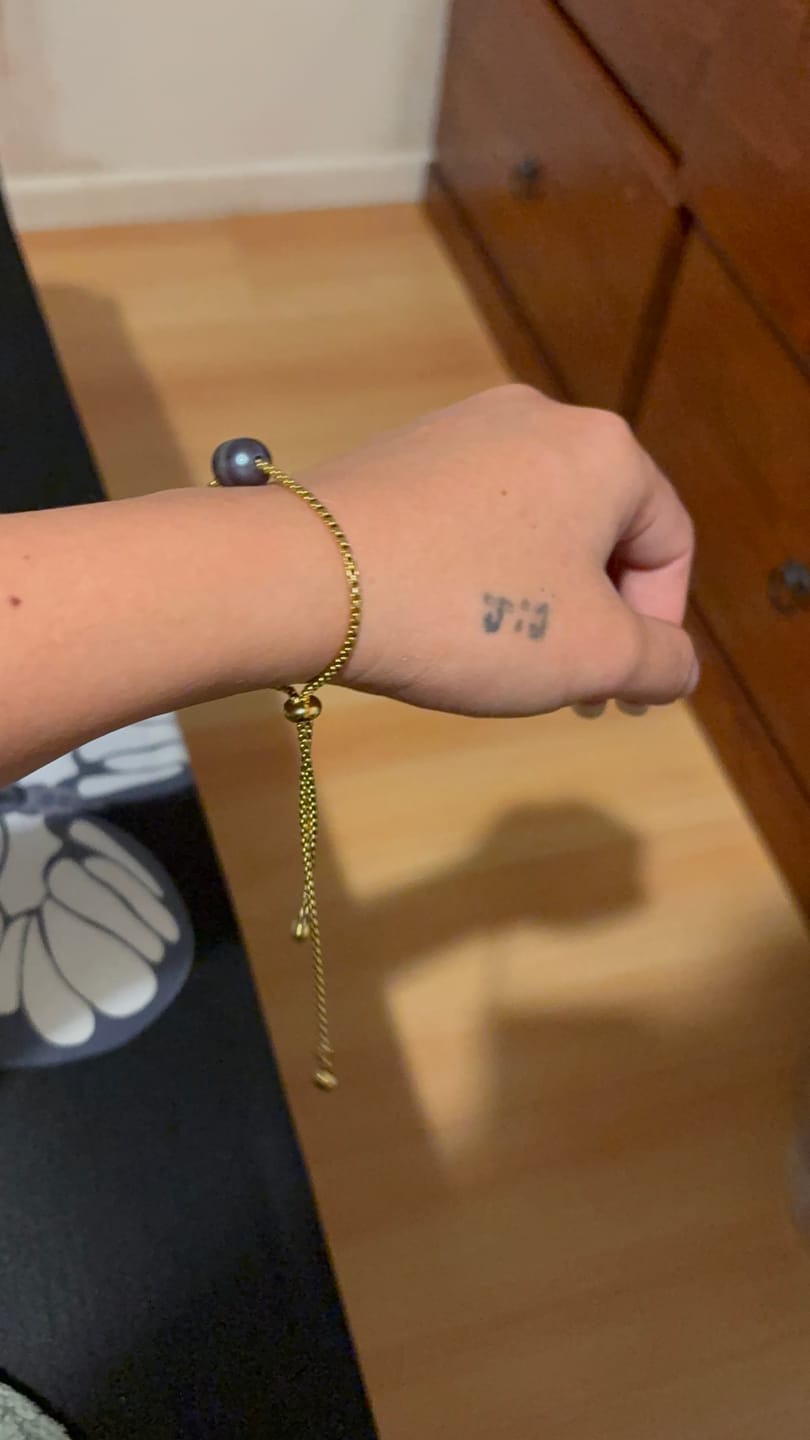 Customer photo review of PALANI PEARL BRACELET
