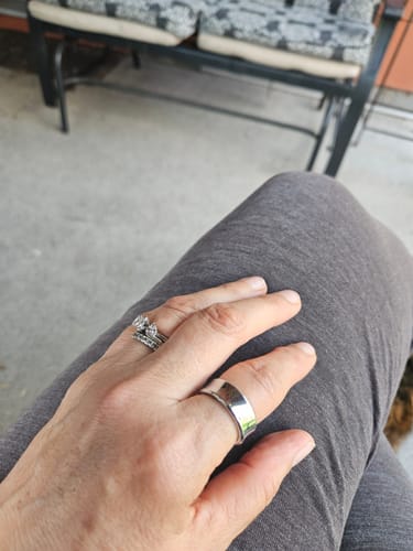 Customer photo review of Pulserive Smart Ring, Sleep Tracker, Activity & Fitness Tracker, Blood Pressure& Oxygen Tracker