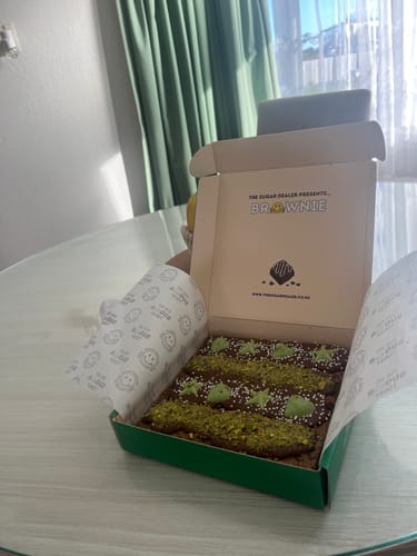 Customer photo review of Pistachio brownie